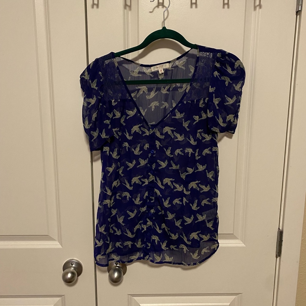 NWOT Nordstrom Love Fire Sheer Navy Tshirt with White Accent Medium